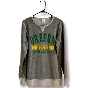 Oregon Ducks Athletics Women’s Sweater Size Medium Gray